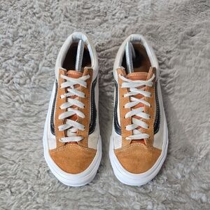 Vans Style 36 Retro Sport sneakers in the Apricot Buff / True White size 6